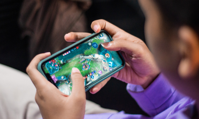 mobile gaming 